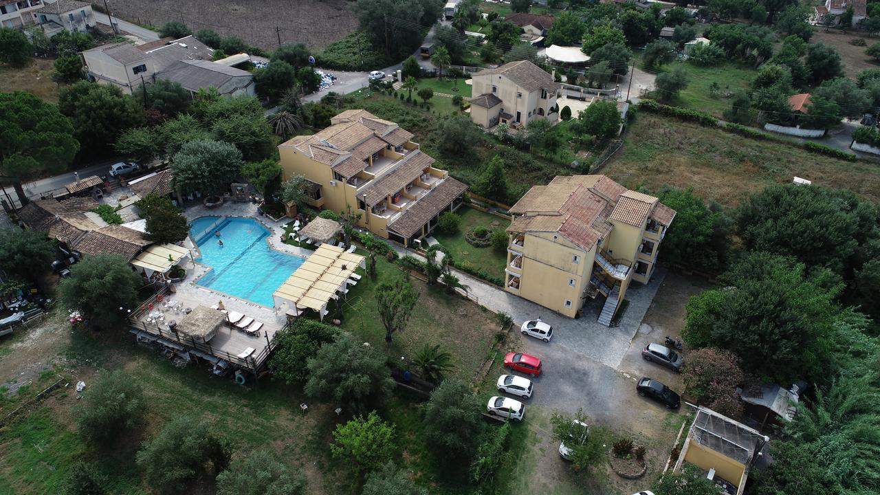Spiti Nikos Hotel de apartamente Danilia