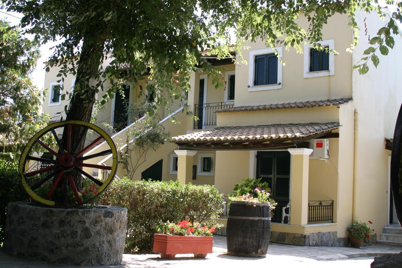 Hotel de apartamente Spiti Nikos Danilia